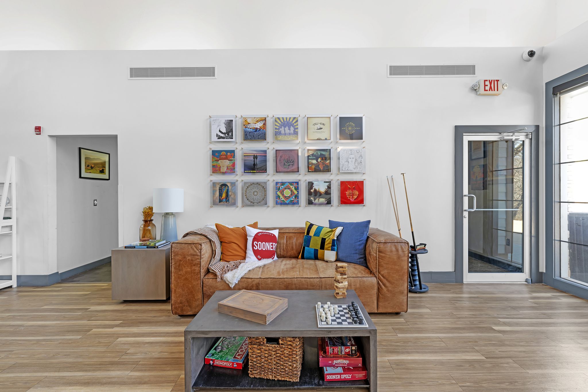 730 Stinson St Norman OK 73072 USA Living room Job174492extras 6